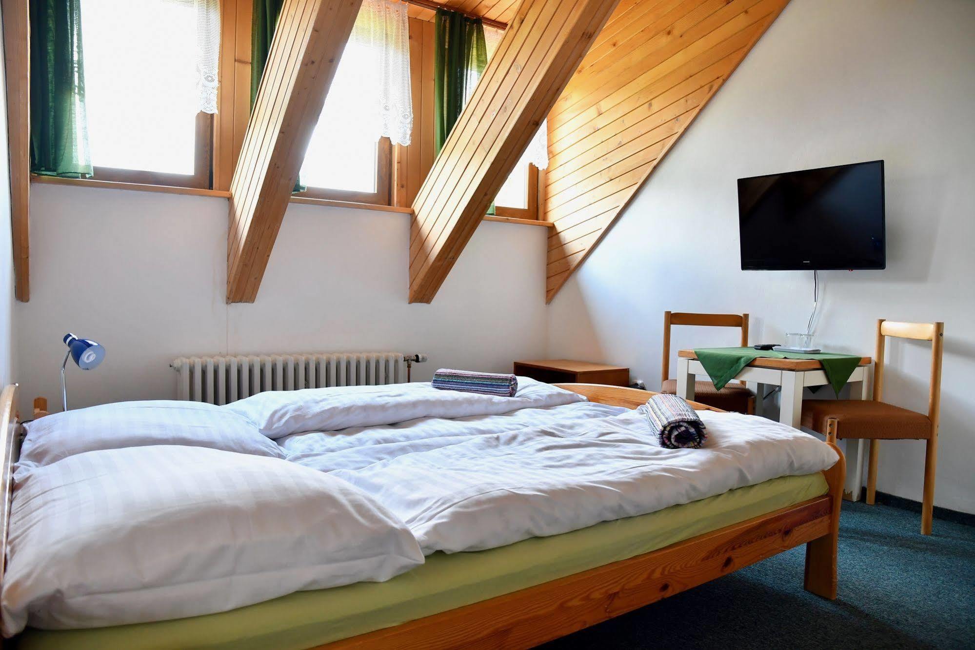 Hotel Sova Ždiar Esterno foto